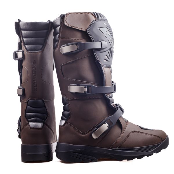 TarmacBoots-3972.jpg